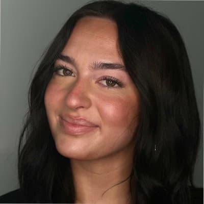 Profile photo of Penelope, AP tutor at Wiingy 