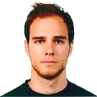 Profile photo of Peter, Piano tutor at Wiingy