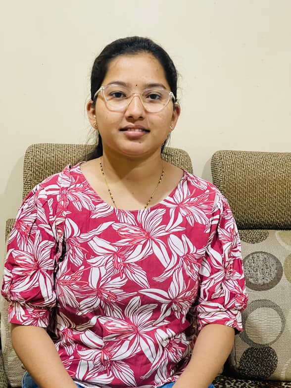 Profile photo of Pooja, Mathematics tutor at Wiingy 