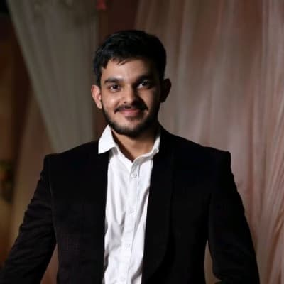 Profile photo of Pratyush, Yoga tutor at Wiingy 