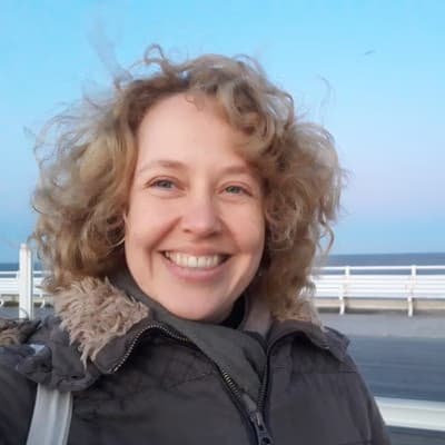 Profile photo of Quintessa, Physics tutor at Wiingy 