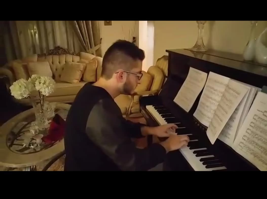 Profile photo of Arman, Piano tutor at Wiingy 