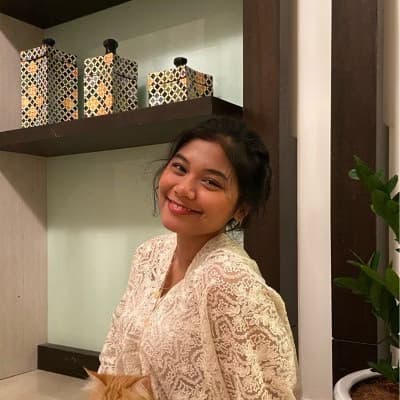 Profile photo of Rhea, AP tutor at Wiingy 