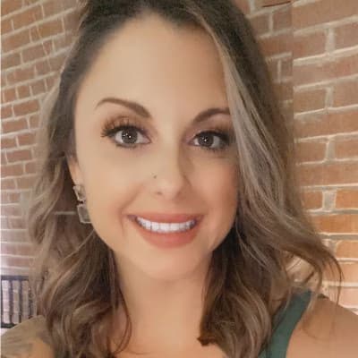 Profile photo of Rhiannon, Mathematics tutor at Wiingy 