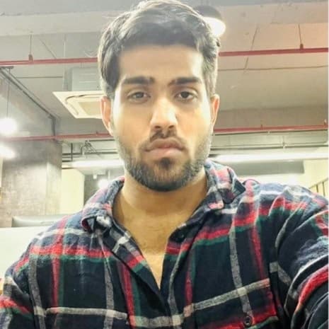 Profile photo of Rhythm, Physics tutor at Wiingy 