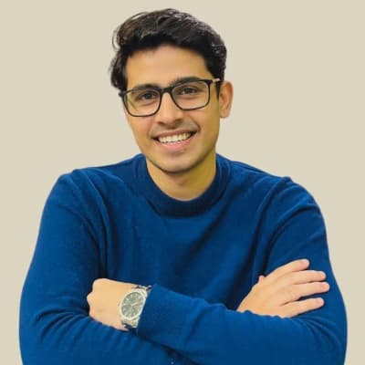 Profile photo of Rishabh, Yoga tutor at Wiingy 