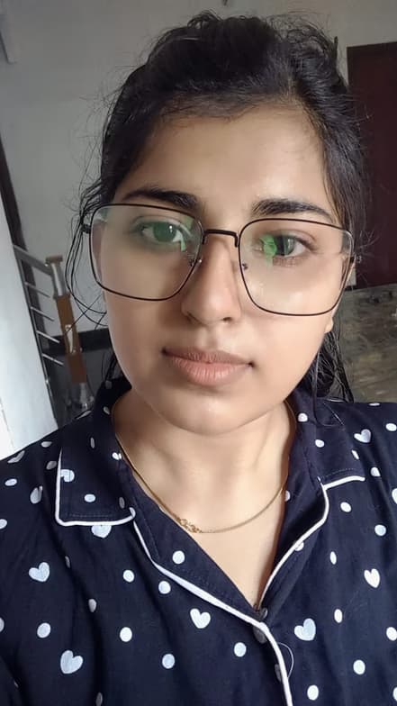 Profile photo of Fasna , Mathematics tutor at Wiingy 