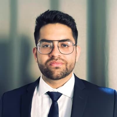 Profile photo of Ritvik, Yoga tutor at Wiingy 