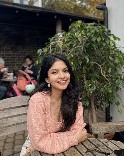 Profile photo of Riya, Architecture tutor at Wiingy 