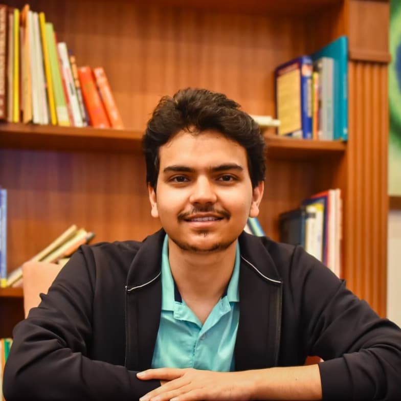 Profile photo of Riyan, Hindi tutor at Wiingy 