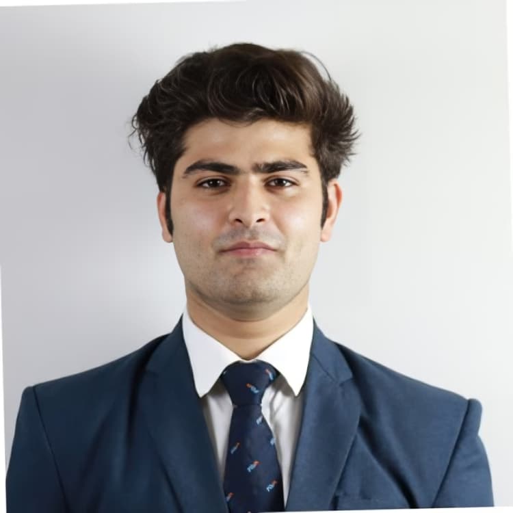 Profile photo of Ronit, Yoga tutor at Wiingy