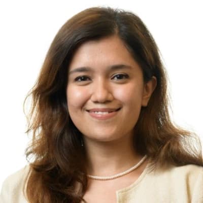 Profile photo of Roopa, Hindi tutor at Wiingy 