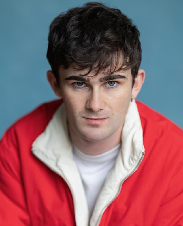 Profile photo of Max, Singing tutor at Wiingy 