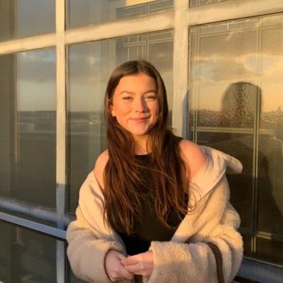 Profile photo of Rowena, Biology tutor at Wiingy 