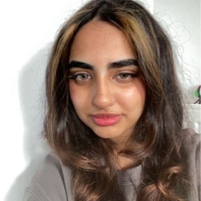 Profile photo of Sanjana, Hindi tutor at Wiingy