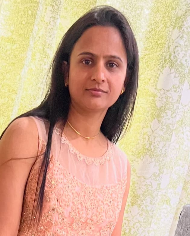 Profile photo of Seema, Mathematics tutor at Wiingy 