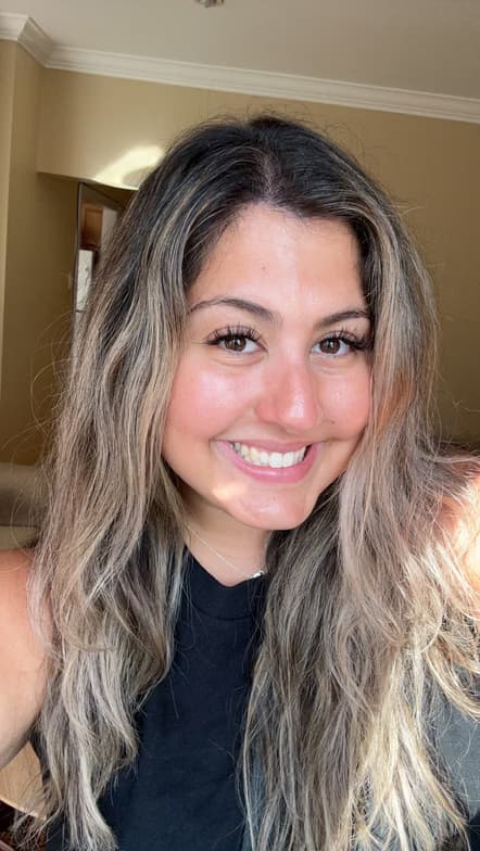 Profile photo of Setareh, French tutor at Wiingy 