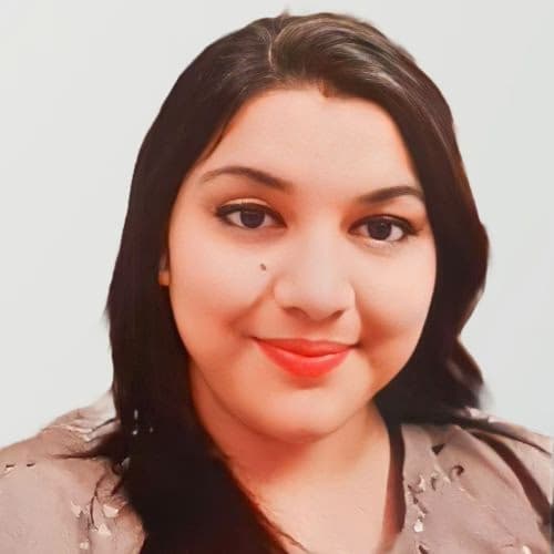 Profile photo of Shivika, Mathematics tutor at Wiingy 