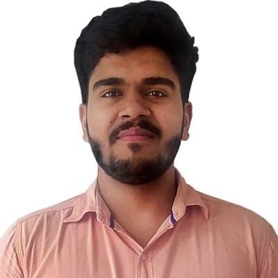 Profile photo of Shubham, Physics tutor at Wiingy 