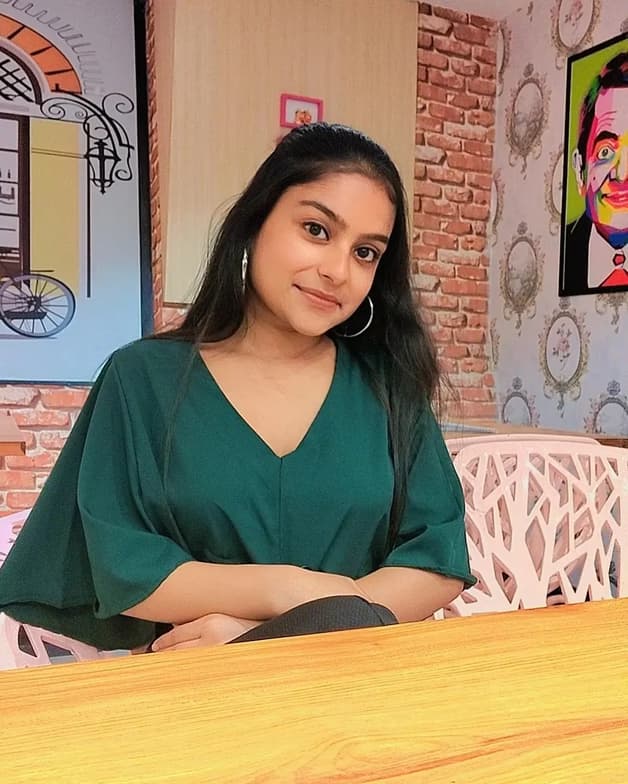 Profile photo of Shubhangi, Spanish tutor at Wiingy 