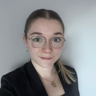 Profile photo of Sienna	, Architecture tutor at Wiingy 