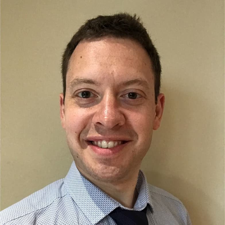 Profile photo of Simon, AP tutor at Wiingy