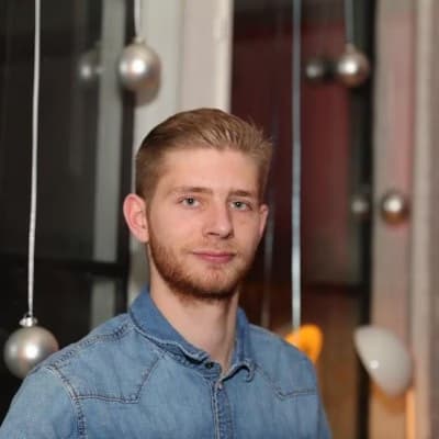 Profile photo of Simon, Mathematics tutor at Wiingy 