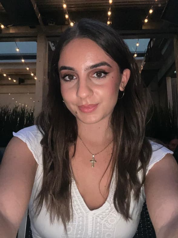 Profile photo of Sofia, French tutor at Wiingy 