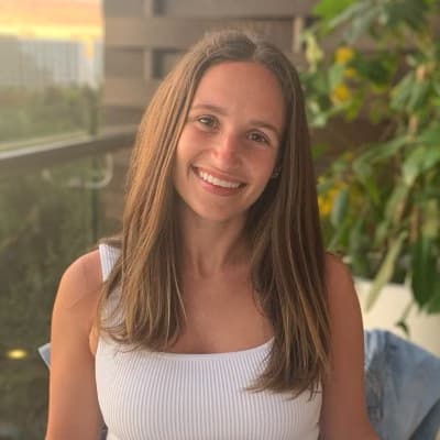 Profile photo of Sophia	, Physics tutor at Wiingy 