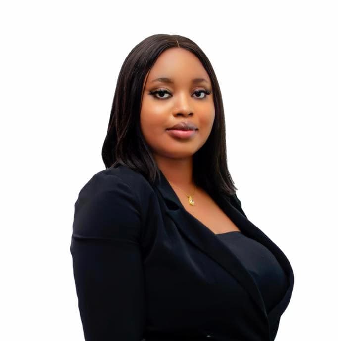 Profile photo of Sophia , English tutor at Wiingy 