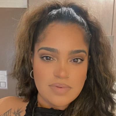 Profile photo of Stella, AP tutor at Wiingy 