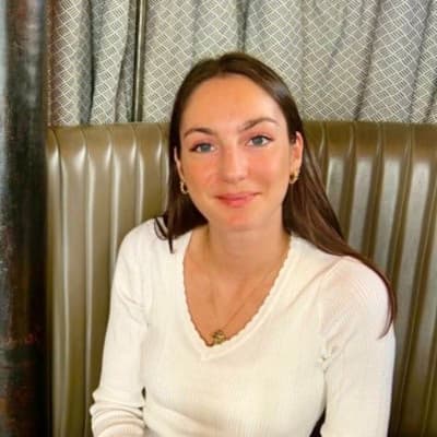 Profile photo of Stella	, Science tutor at Wiingy 