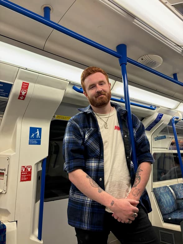 Profile photo of Thomas, Singing tutor at Wiingy 