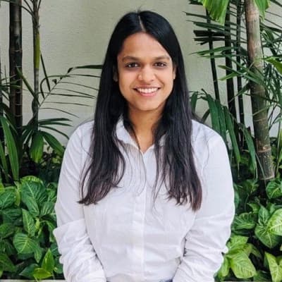 Profile photo of Surabhi, Hindi tutor at Wiingy 