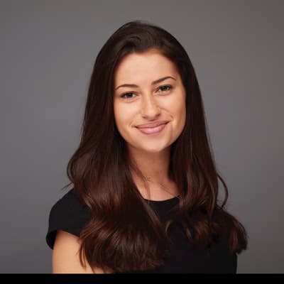 Profile photo of Swara, Yoga tutor at Wiingy 