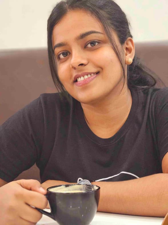 Profile photo of Swetha , English tutor at Wiingy 