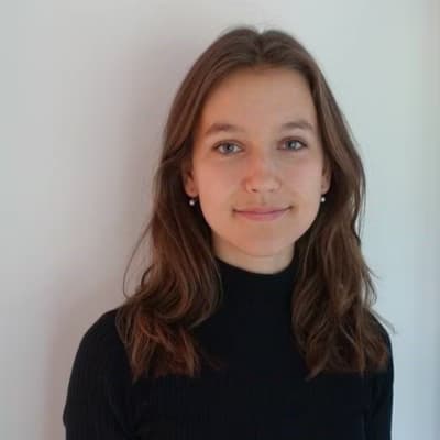 Profile photo of Sydney, Physics tutor at Wiingy 