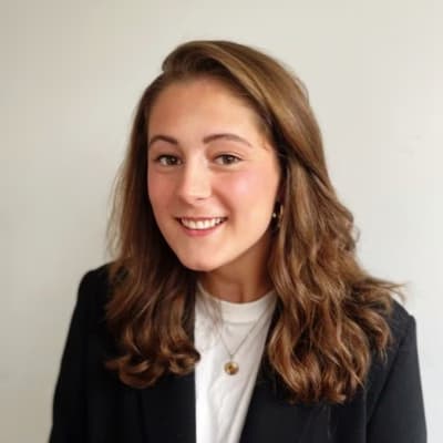 Profile photo of Thea, AP tutor at Wiingy 