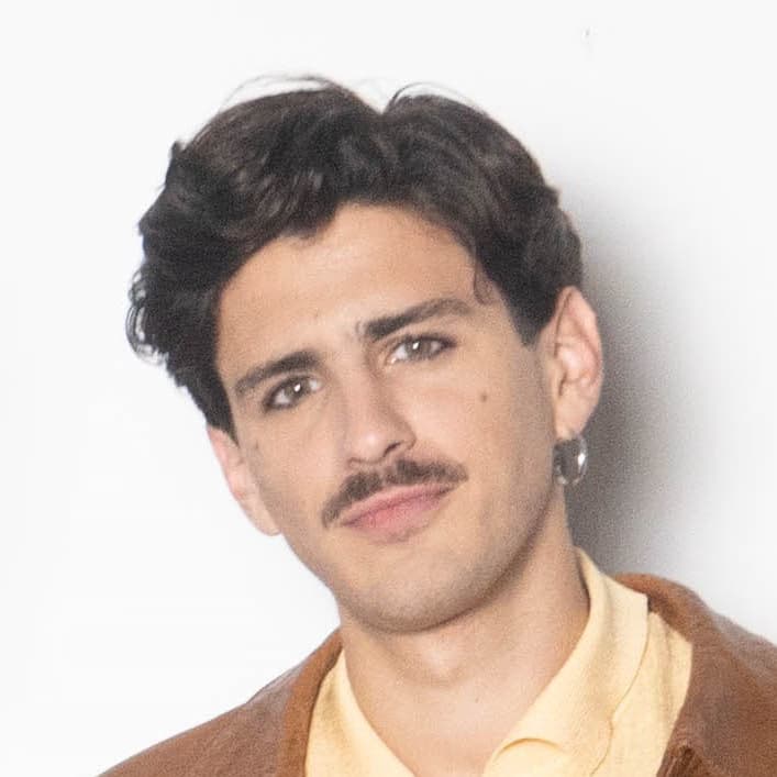 Profile photo of Tomás, Guitar tutor at Wiingy 