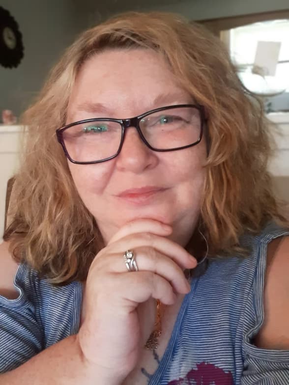 Profile photo of Theresa, English tutor at Wiingy 