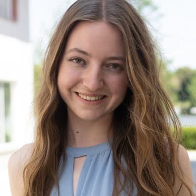 Profile photo of Vanessa	, AP tutor at Wiingy 