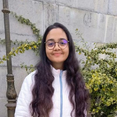 Profile photo of Varsha, Hindi tutor at Wiingy