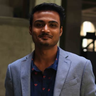 Profile photo of Veer, Yoga tutor at Wiingy 