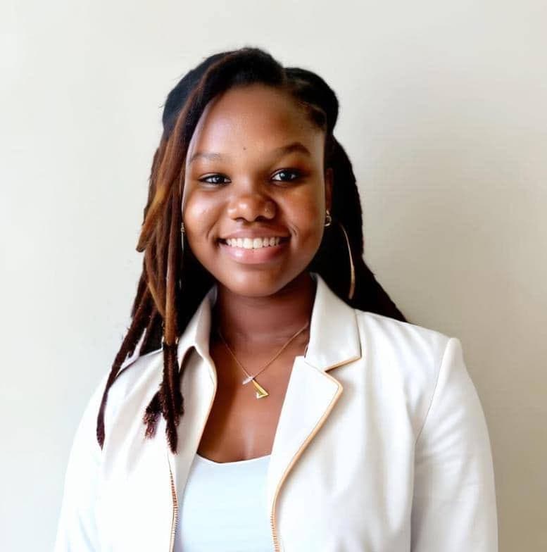 Profile photo of Tori, Singing tutor at Wiingy 