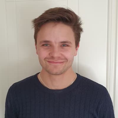 Profile photo of Vincent, Piano tutor at Wiingy 