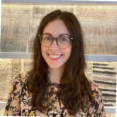 Profile photo of Vivienne, Mathematics tutor at Wiingy 