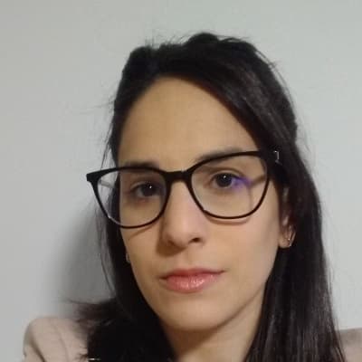 Profile photo of Willow, AP tutor at Wiingy