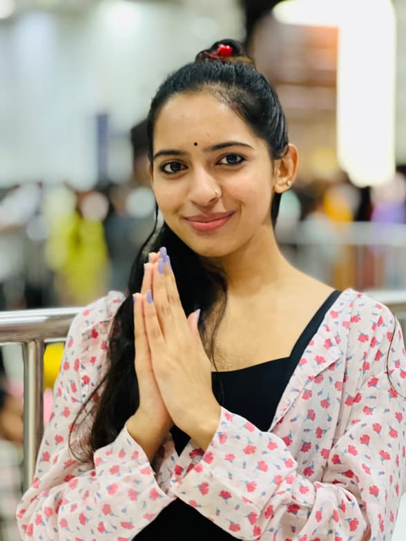 Profile photo of Yoginibharti, Yoga tutor at Wiingy 