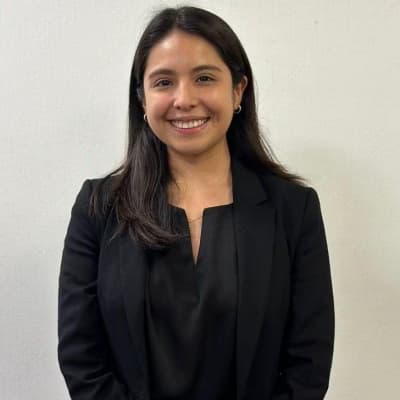 Profile photo of Zara, NAPLAN tutor at Wiingy 