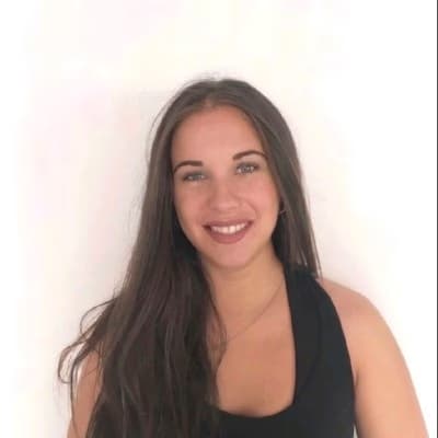 Profile photo of Zoe, Data Science tutor at Wiingy 